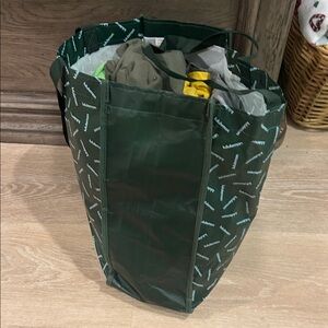 MYSTERY BAG OF 20 Tee shirts (bag is included)